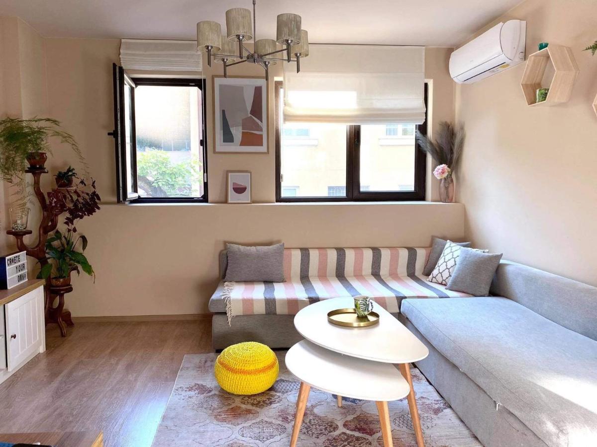 Boho Chic Apartment Nearby The Beach Varna ภายนอก รูปภาพ